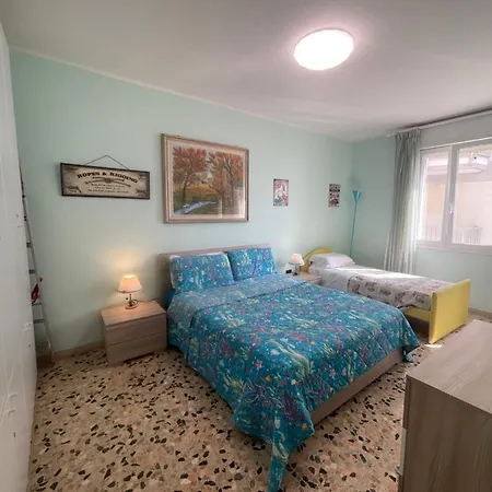 Lido Di Jesolo, Lovely And Sea View Flat * ليدو دي يسولو